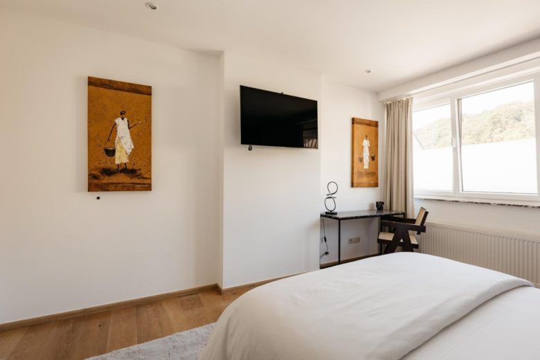 Chambre à coucher – The Edgewater Suites ParkView, Namur