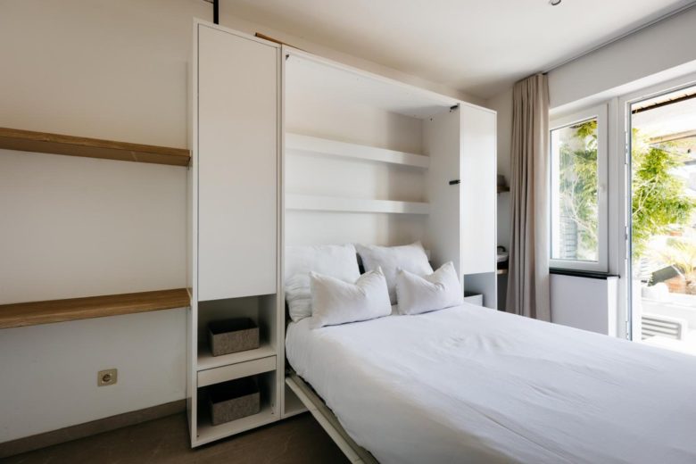 Chambre à coucher – The Edgewater Suites ParkView, Namur