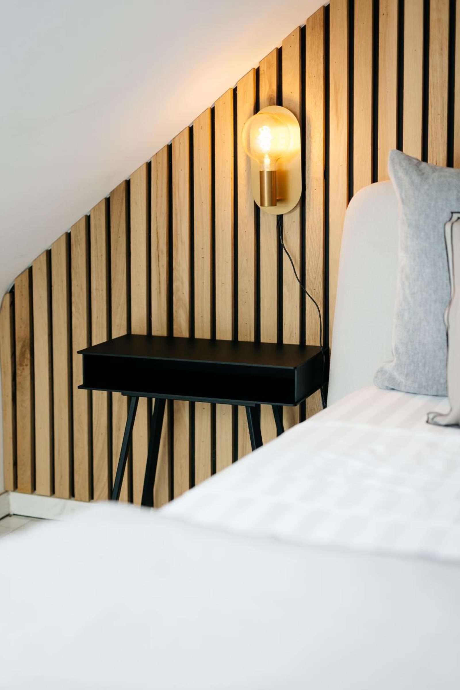 Chambre à coucher – The Edgewater Suites Riverside, Namur
