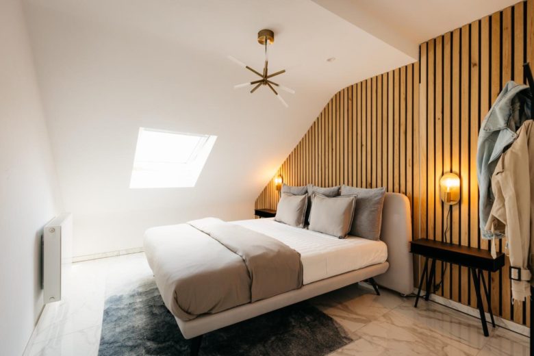 Chambre à coucher – The Edgewater Suites Riverside, Namur
