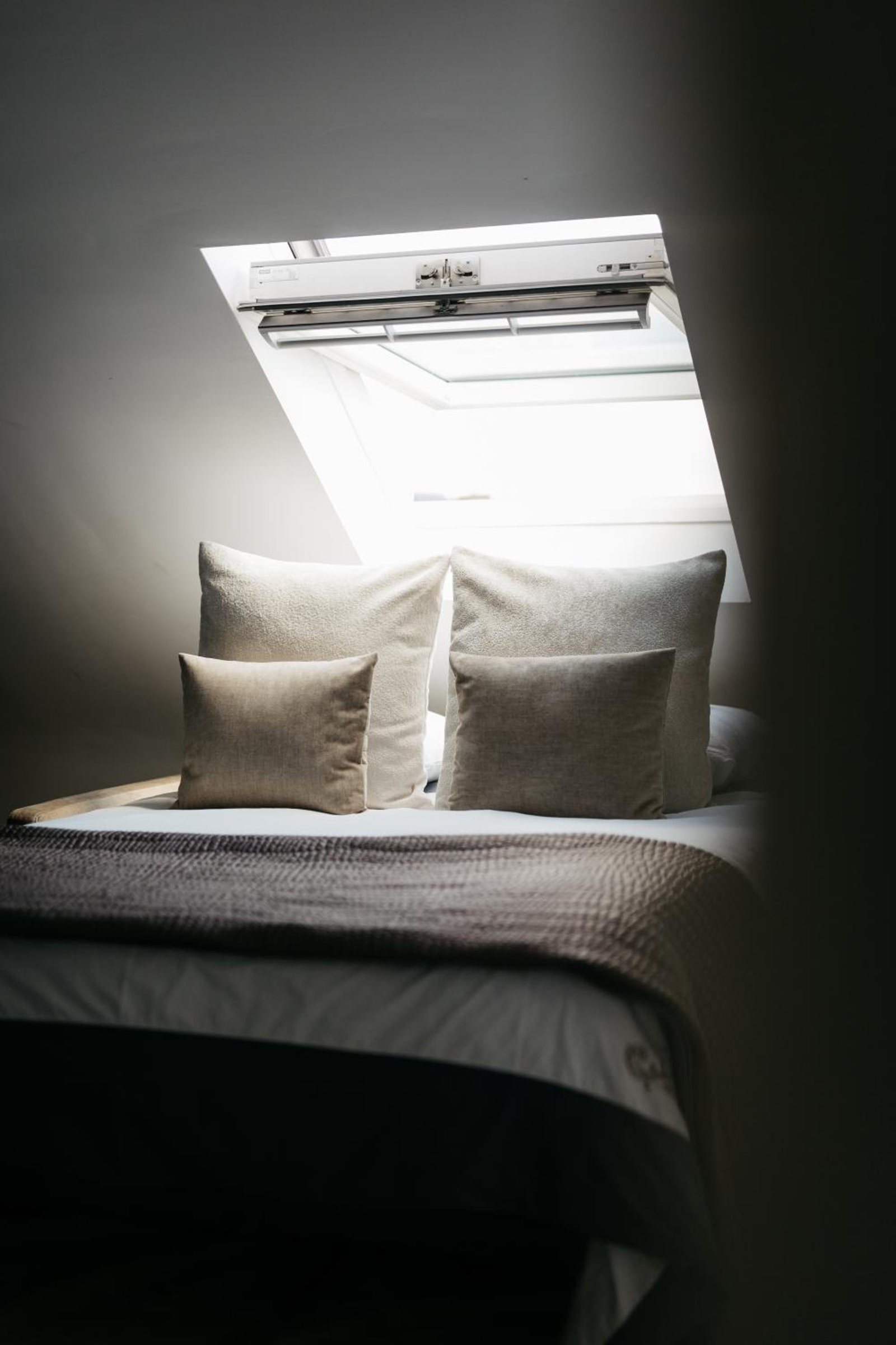 Chambre à coucher – The Edgewater Suites Riverside, Namur