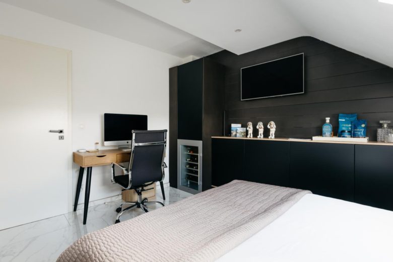 Chambre à coucher – The Edgewater Suites Riverside, Namur
